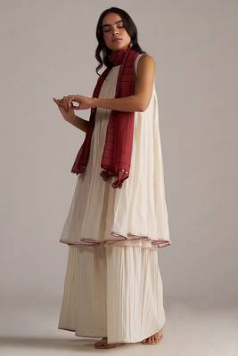 Ivory and maroon pure chanderi kurta set 2