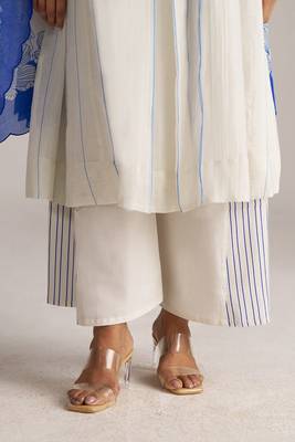 Marshmellow and cobalt blue kurta set 5