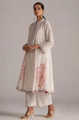 Ivory and maroon pure chanderi kurta set