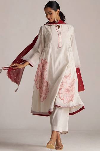 Ivory and maroon pure chanderi kurta set