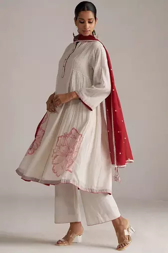 Ivory and maroon pure chanderi kurta set