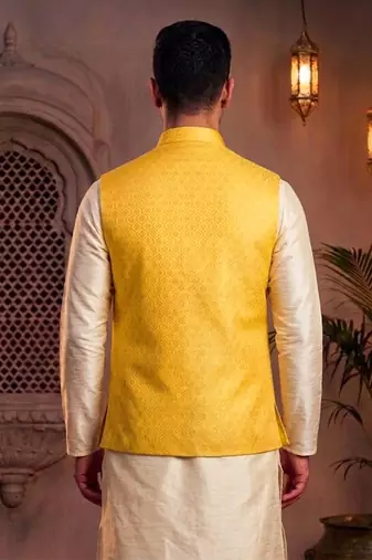 Men   s elegant yellow jacquard nehru jacket
