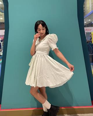 Mint green pure cotton summer mini dress with ruffeled sleeves 4