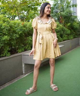 Mustard yellow linen mini summer dress with ruffeled sleeves 5