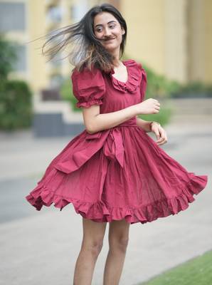 Dark maroon vintage pure cotton mini summer dress with ruffeled sleeves 5
