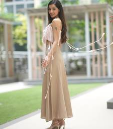 Soft pink ruffled top with pleated linen long skirt