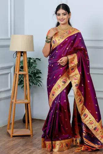 magenta floral, zari woven slik blend saree with blouse
