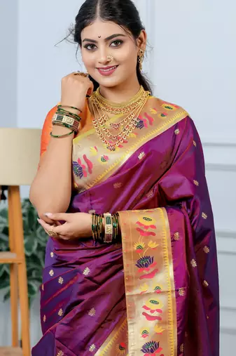 magenta floral, zari woven slik blend saree with blouse