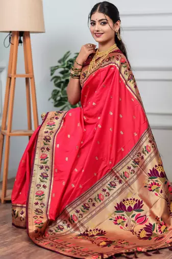pink floral, zari woven slik blend saree with blouse