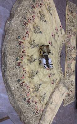 CREAM silk blend EMBROIDERY LEHENGA WHIT BLOUSE 3