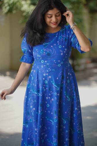 Women blue chiffon printed dress