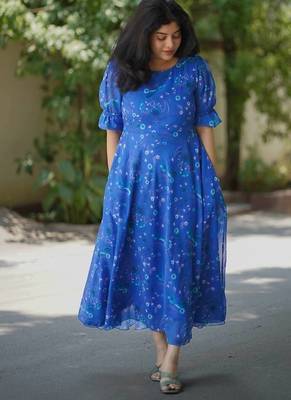 Women blue chiffon printed dress 4