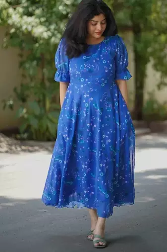 Women blue chiffon printed dress