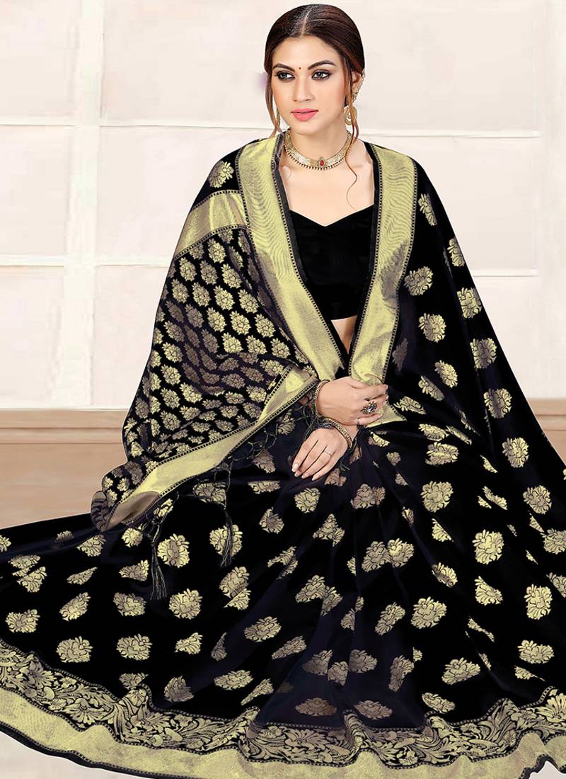 Black Banarasi Saree Tessal Pallu With Unstitched Blouse Piece