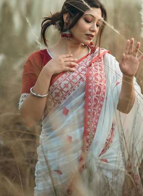 white cotton cotton saree with woven bengali design 2