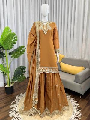 Beige chnaderi silk thread with sequin palazzo suit 3