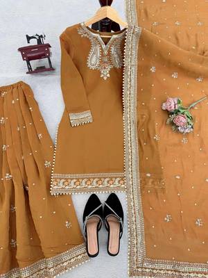 Beige chnaderi silk thread with sequin palazzo suit 4