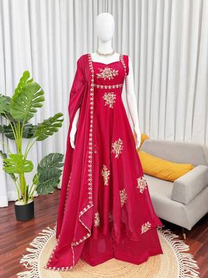 Pink fendy silk thread sequin plazzo suit 3