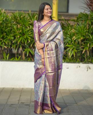 Sea green floral, zari woven kanjivaram silk saree with blouse 3