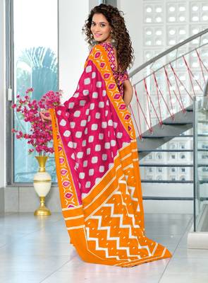 Pink ikkat print soft pure cotton saree with blouse. 5