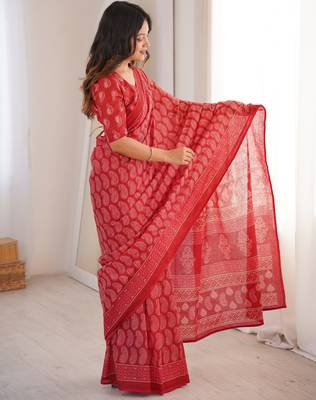 Red blocked printed, paisley soft pure cotton saree with blouse. 3
