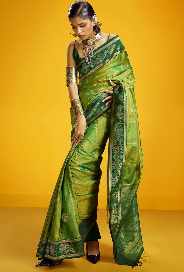 Green pure silk handloom zari weaving saree with blouse