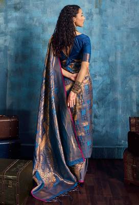 blue silk blend handloom zari weaving saree with blouse 4