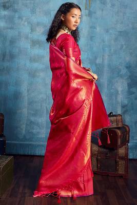 dark pink silk blend handloom zari weaving saree with blouse 3
