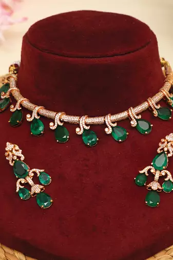Zircon studded green stones choker necklace set