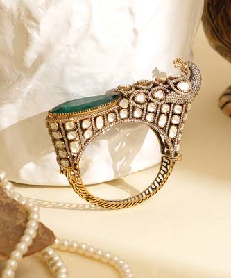 Zircon green stone royal kada 1