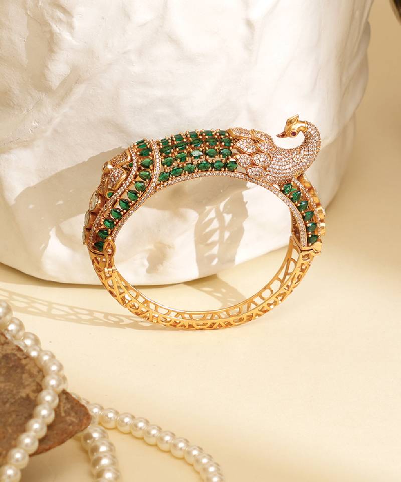 Zircon green stone royal kada