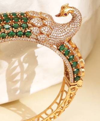 Zircon green stone royal kada 2
