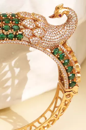 Zircon green stone royal kada