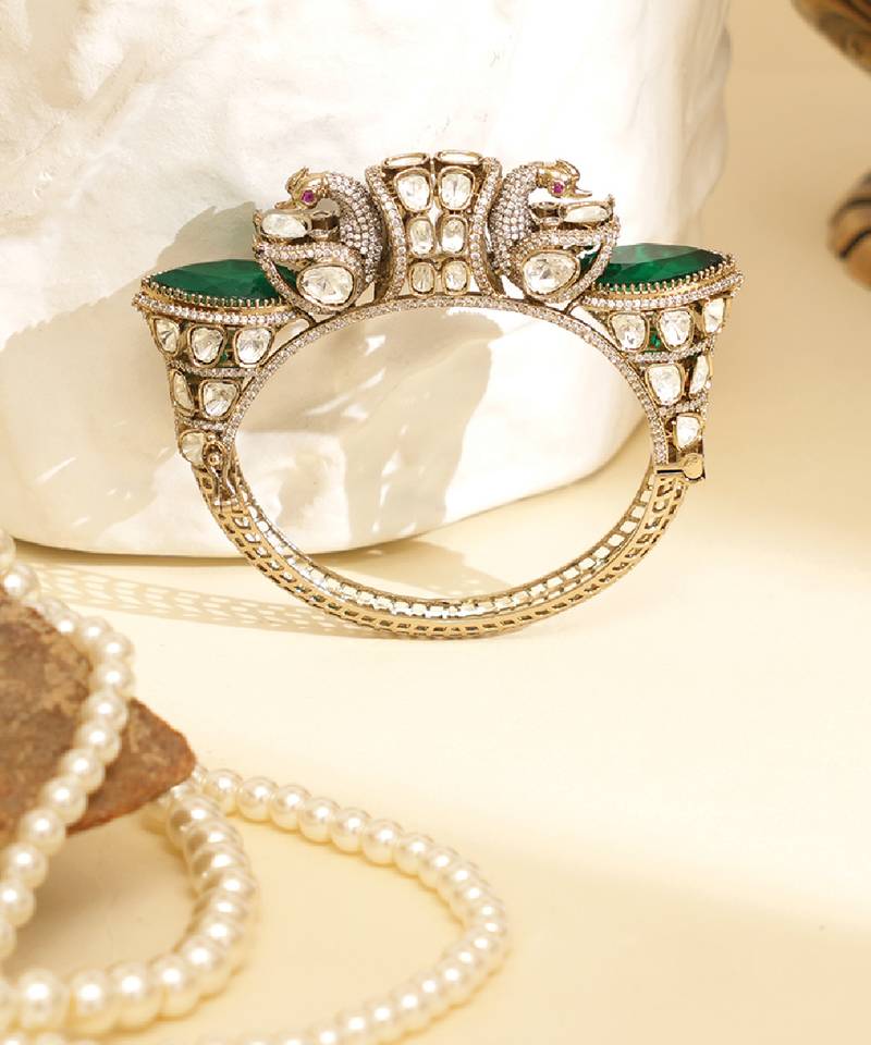 Zircon green stone royal kada