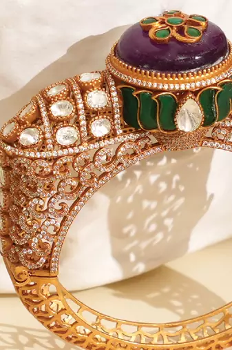Zircon purple stone royal kada