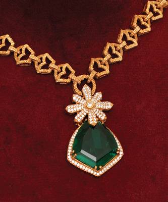 Gold plated green stones necklace set 2