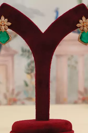 Gold plated green stones necklace set