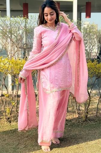 Womens new festive wear hand made real mirror pal  moti lace  kurta set