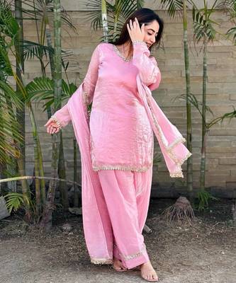 Womens festive wear hand made real mirror pal moti lace kurta set 2