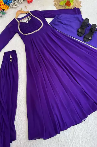 Womens new fancy silk heavy quality fabric with handwork gown set