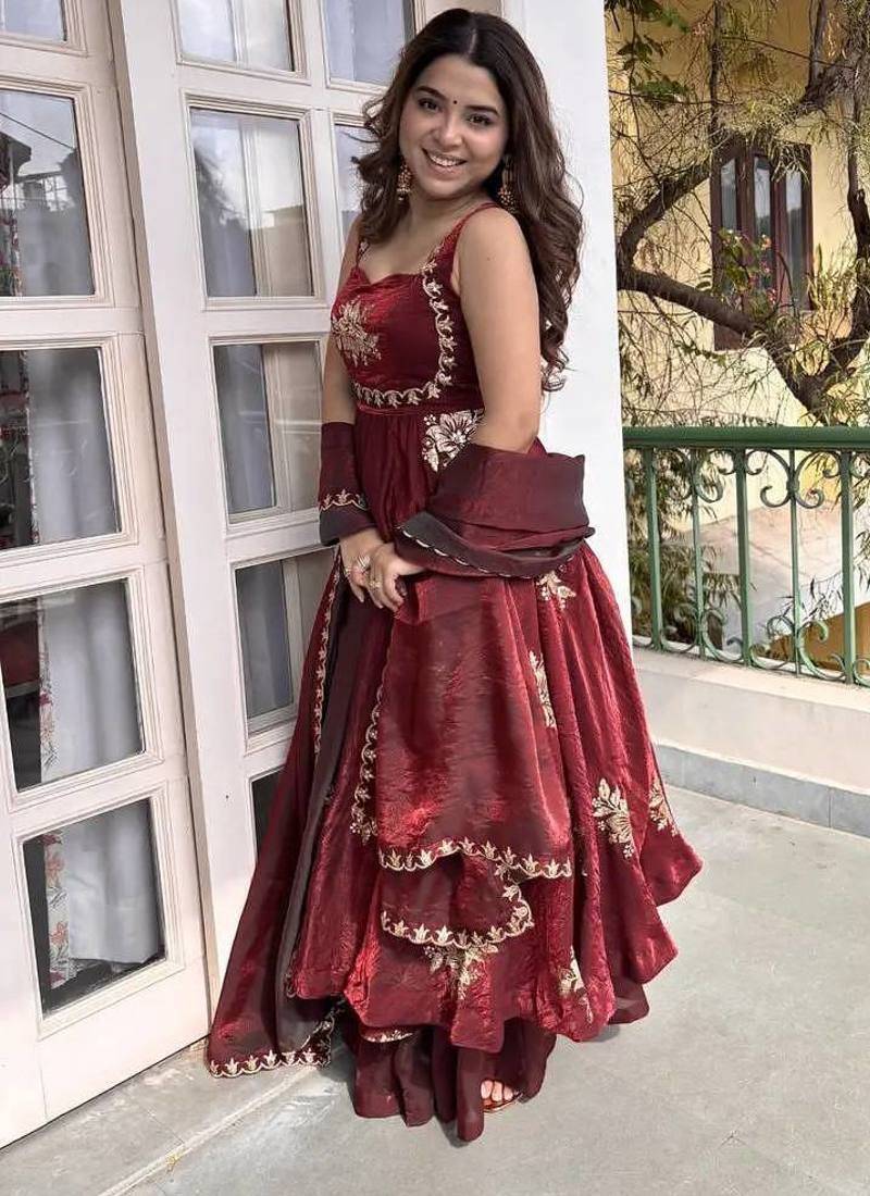 Womens best heavy quality fabric with met  sequence embroidery zari work gown set