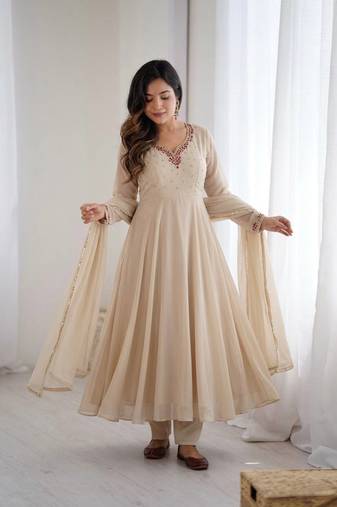 Womens new fancy fox georgette heavy quality fabric with handwork gown set