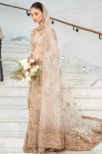 Ivory embroidered tulle saree with veil