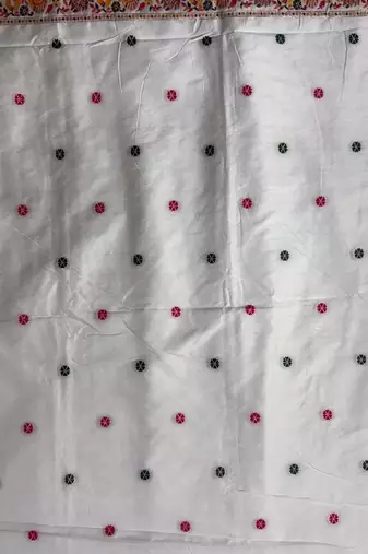 White plain silk silk-sarees saree with blouse