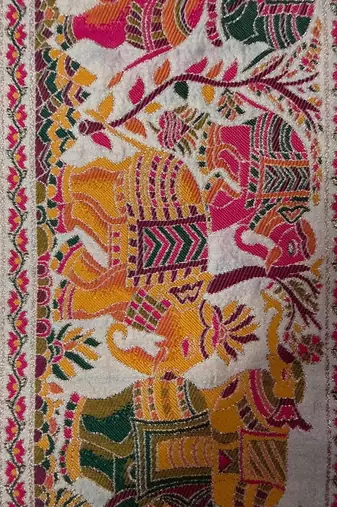 White plain silk silk-sarees saree with blouse