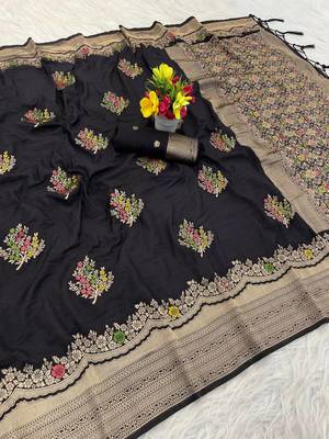 Black Color jaqurad weveing Work  Georgette Saree 3
