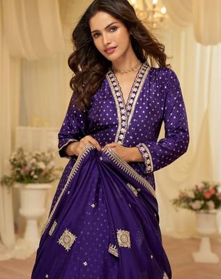 Navy blue heavy jacquard wedding gowns full stitched upto 42 2