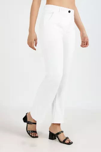 white regular fit mid-rise flat front trouser for women
