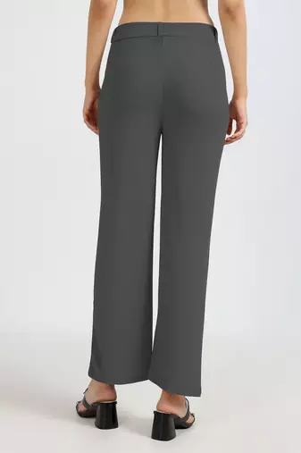 charcoal grey regular fit mid-rise flat front trouser for women