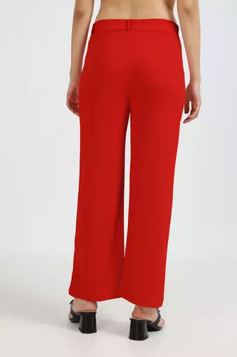 red regular fit mid-rise flat front trouser for women
